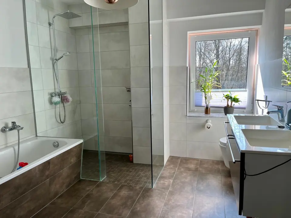 5 Zimmer Wohnung mit 138 m² in Schwarzenberg – Bild 5