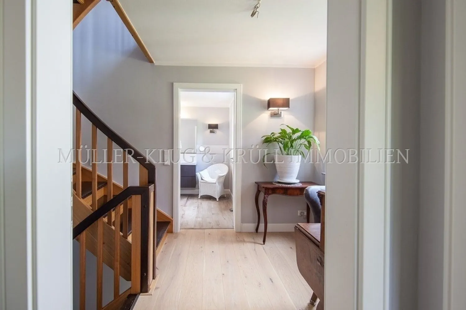 6 Zimmer Haus mit 210 m² in Hamburg – Bild 11