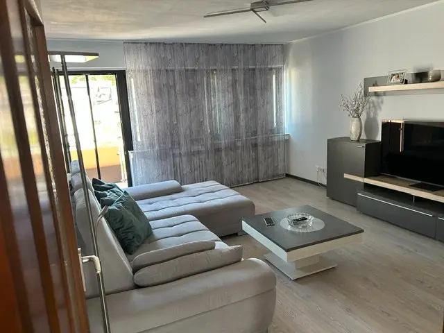 3 Zimmer Wohnung mit 72 m² in Köln – Bild 2