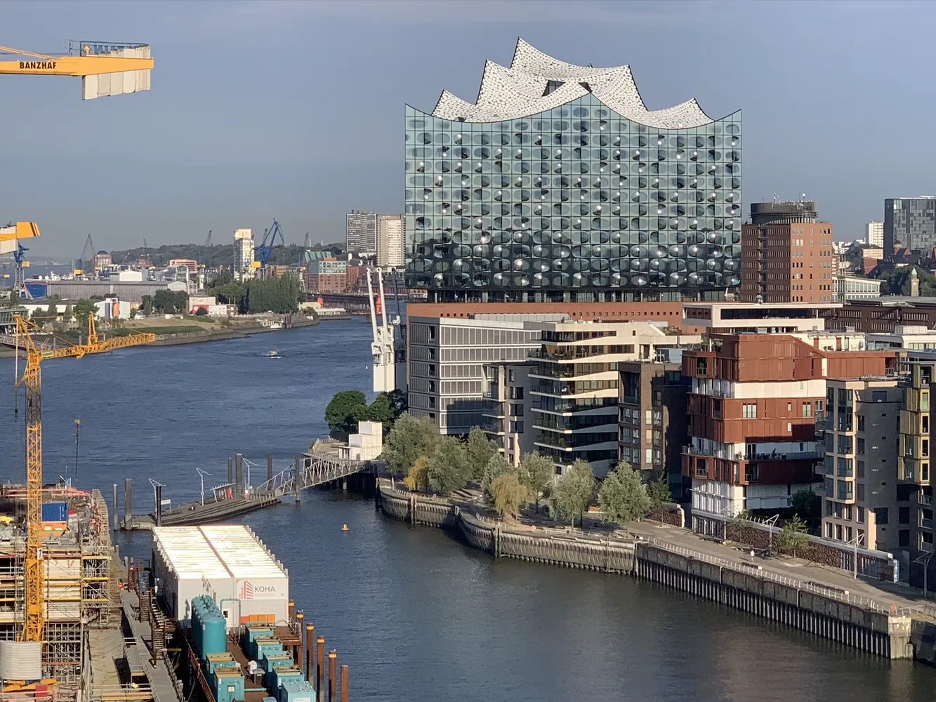 2 Zimmer Wohnung mit 104 m² in Hamburg – Bild 2