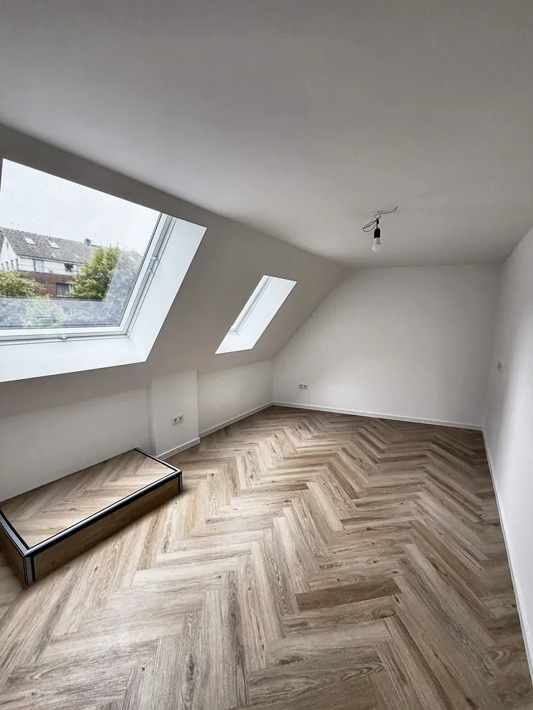 2 Zimmer Wohnung mit 78 m² in Kiel – Bild 2