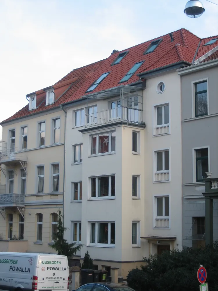 4 Zimmer Wohnung mit 118 m² in Hannover – Bild 2