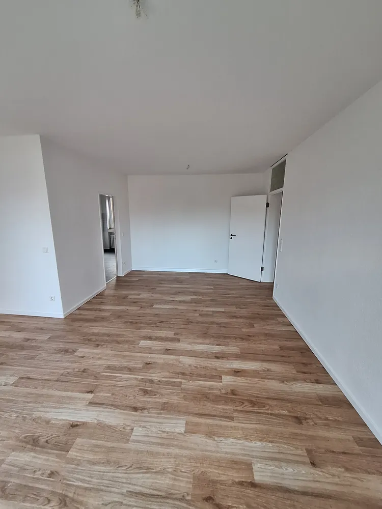 4 room apartment with 94 m² in Düsseldorf – Photo 2