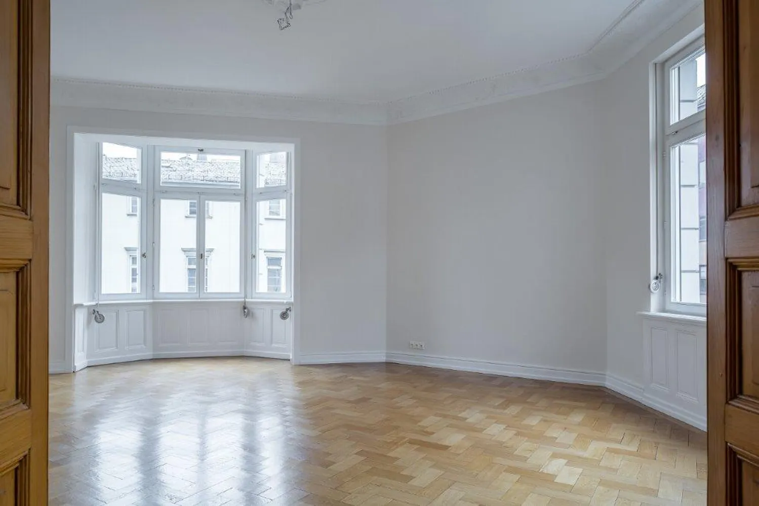 5 Zimmer Wohnung mit 165 m² in Wiesbaden – Bild 8