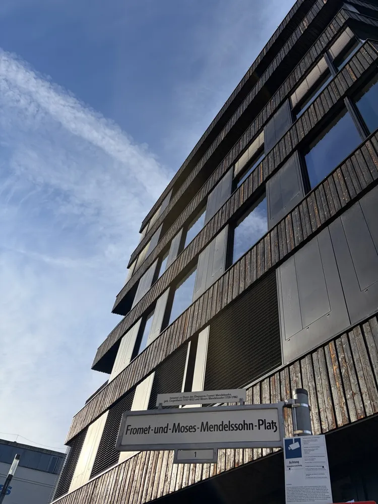 2 Zimmer Wohnung mit 54 m² in Berlin – Bild 5