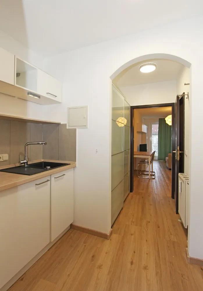 1 Zimmer Wohnung mit 30 m² in München – Bild 6