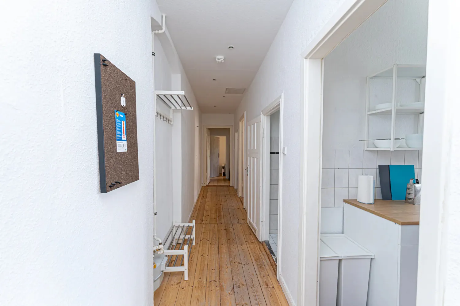 Shared room with 10 m² in Berlin – Photo 3