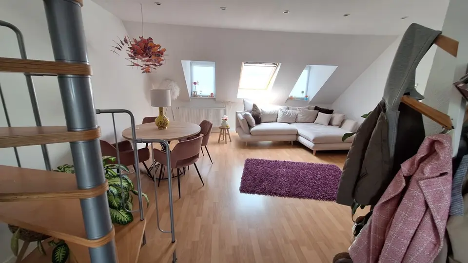 3 Zimmer Wohnung mit 98 m² in Wiesbaden – Bild 1