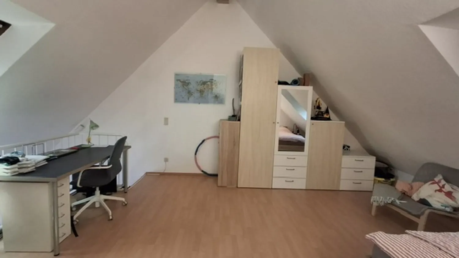 2 Zimmer Wohnung mit 43 m² in Karlsruhe – Bild 2