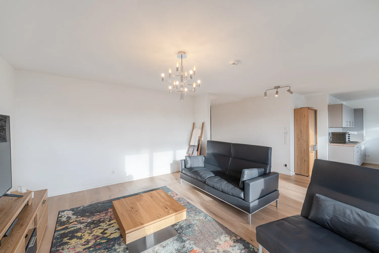 4 Zimmer Wohnung mit 131 m² in Düsseldorf – Bild 4