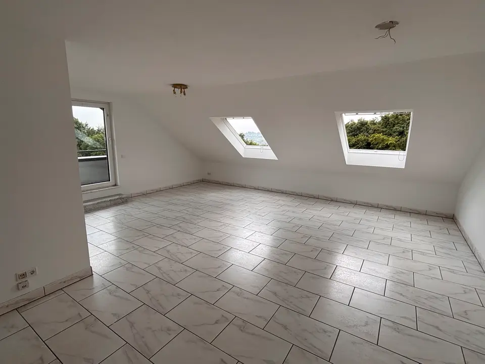 3 Zimmer Wohnung mit 110 m² in Wuppertal – Bild 4