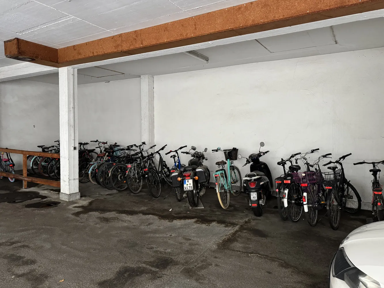 1 Zimmer Wohnung mit 23 m² in Köln – Bild 8