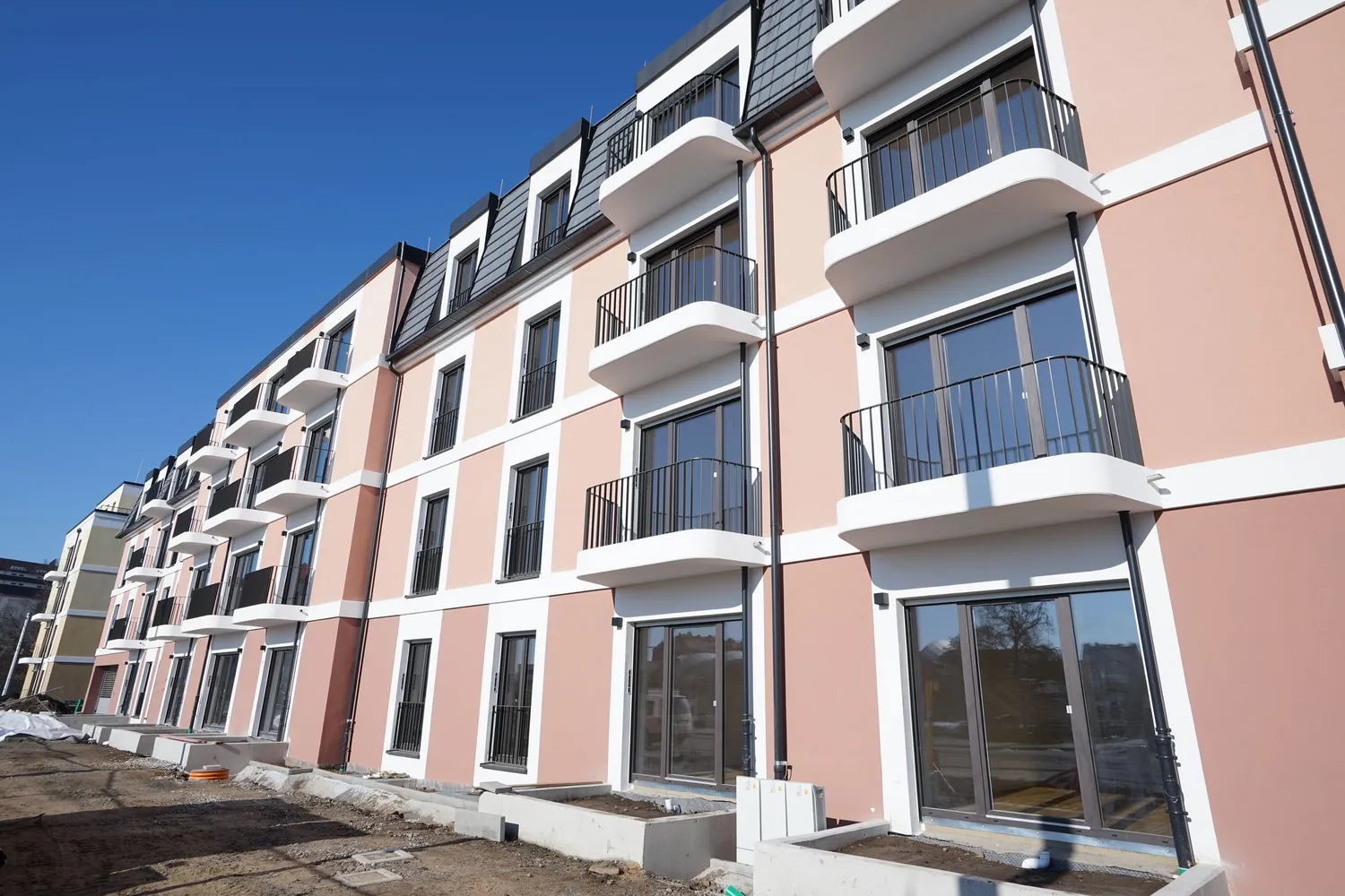2 Zimmer Wohnung mit 57 m² in Dresden – Bild 1