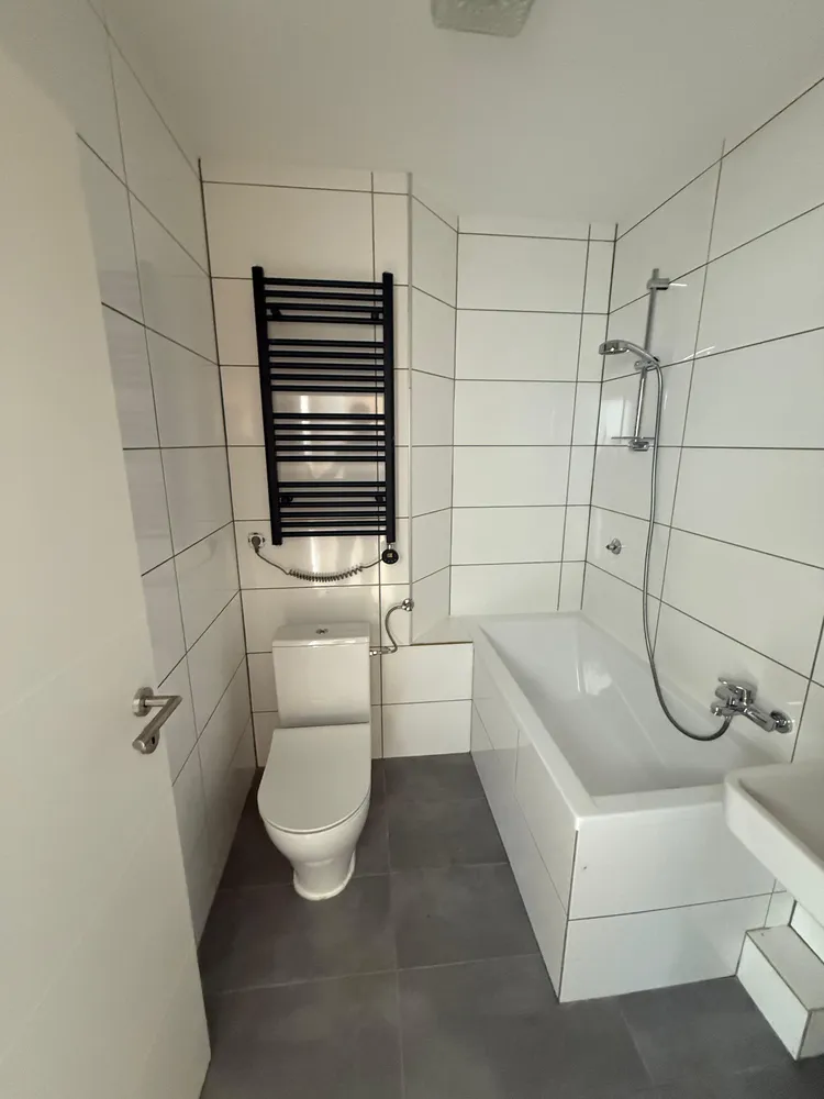 2 Zimmer Wohnung mit 65 m² in Düsseldorf – Bild 5