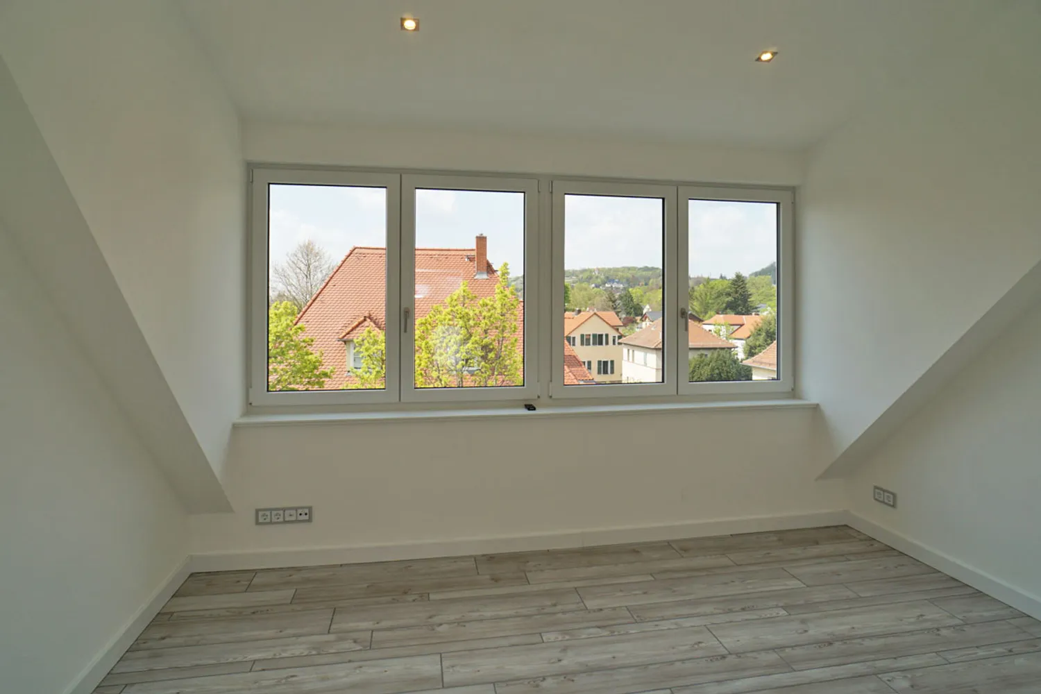 4 room apartment with 160 m² in Radebeul – Photo 1
