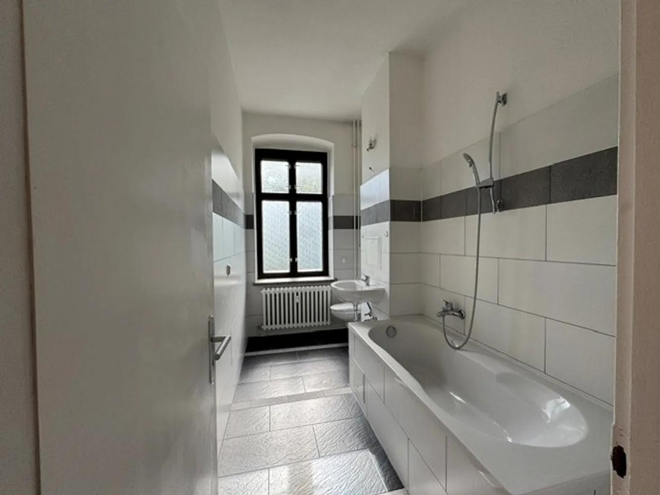 1 room apartment with 48 m² in Berlin – Photo 10