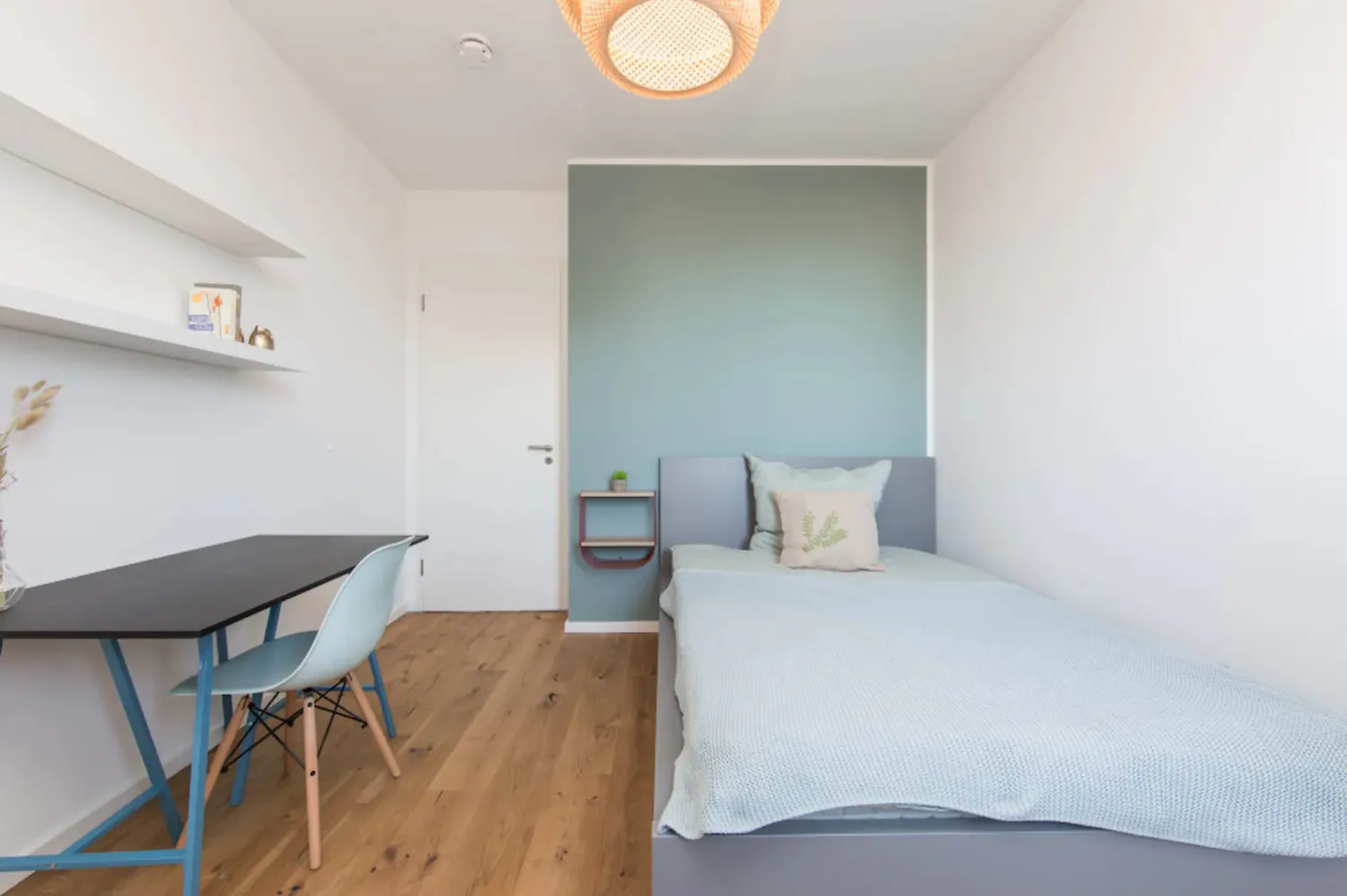 Shared room with 12 m² in Berlin – Photo 3