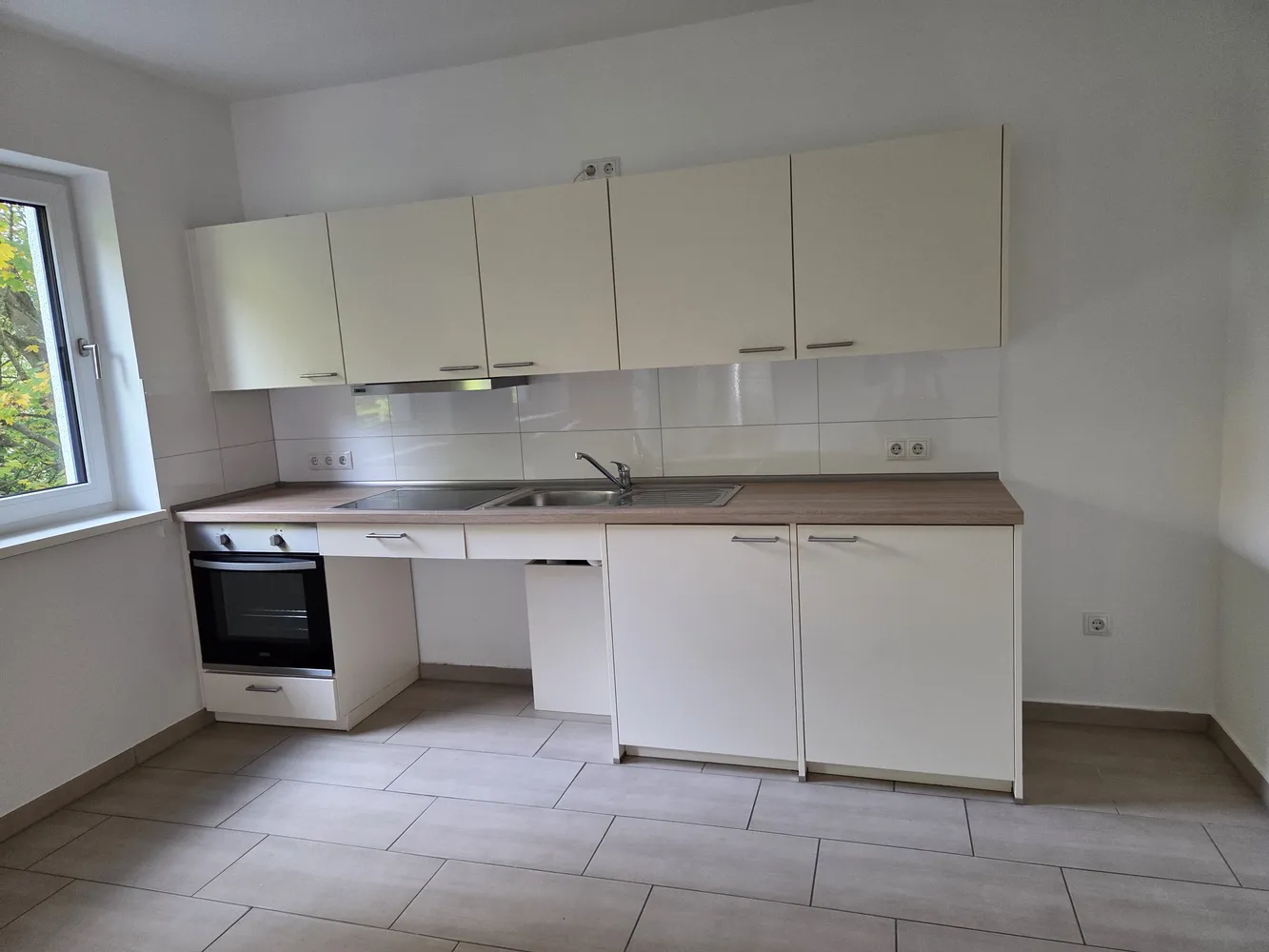 2 Zimmer Wohnung mit 56 m² in Kiel – Bild 2