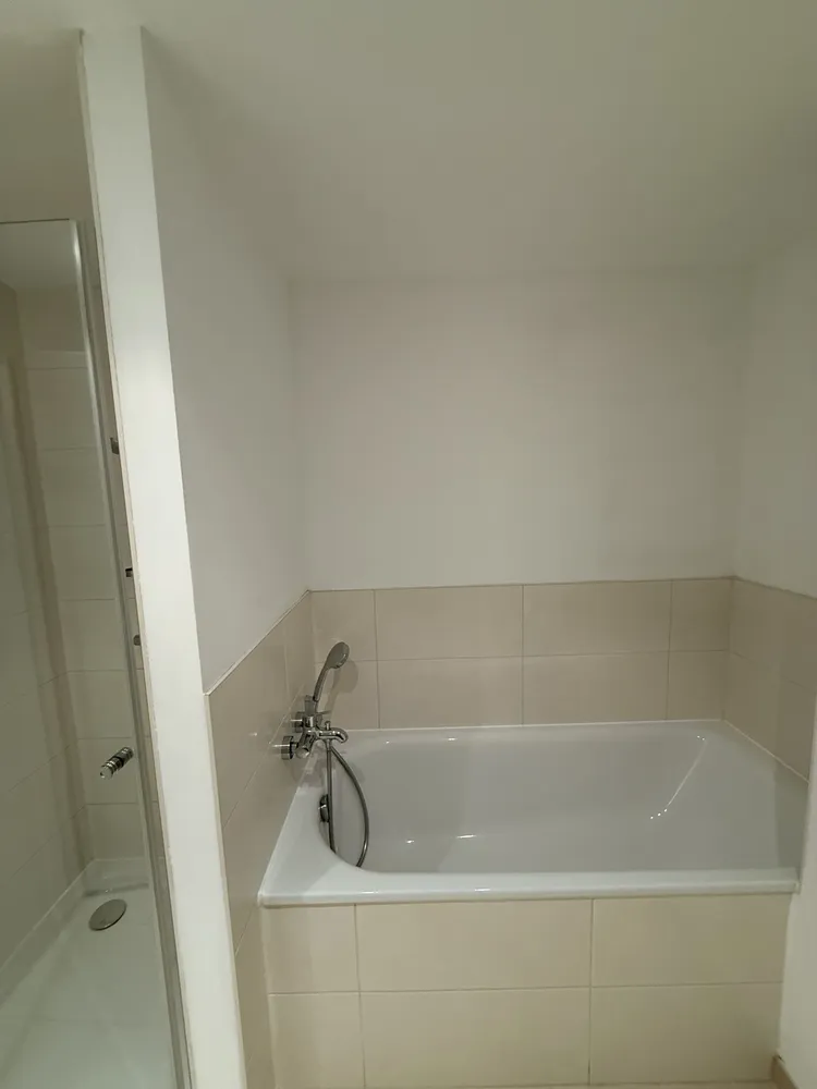 2 room apartment with 66 m² in Berlin – Photo 3
