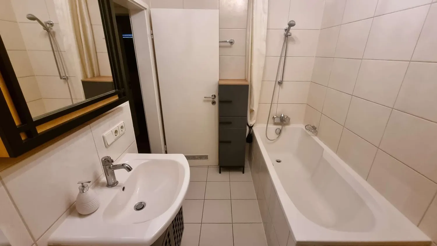 3 Zimmer Wohnung mit 75 m² in Frankfurt am Main – Bild 8