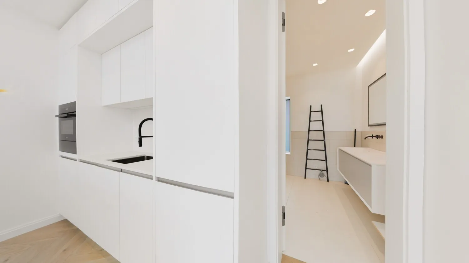 3 room apartment with 153 m² in Berlin – Photo 8