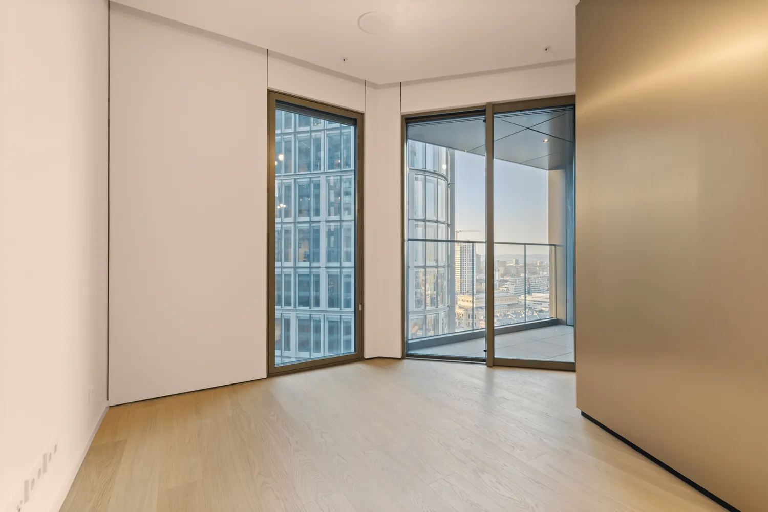 2 room apartment with 52 m² in Frankfurt am Main – Photo 1