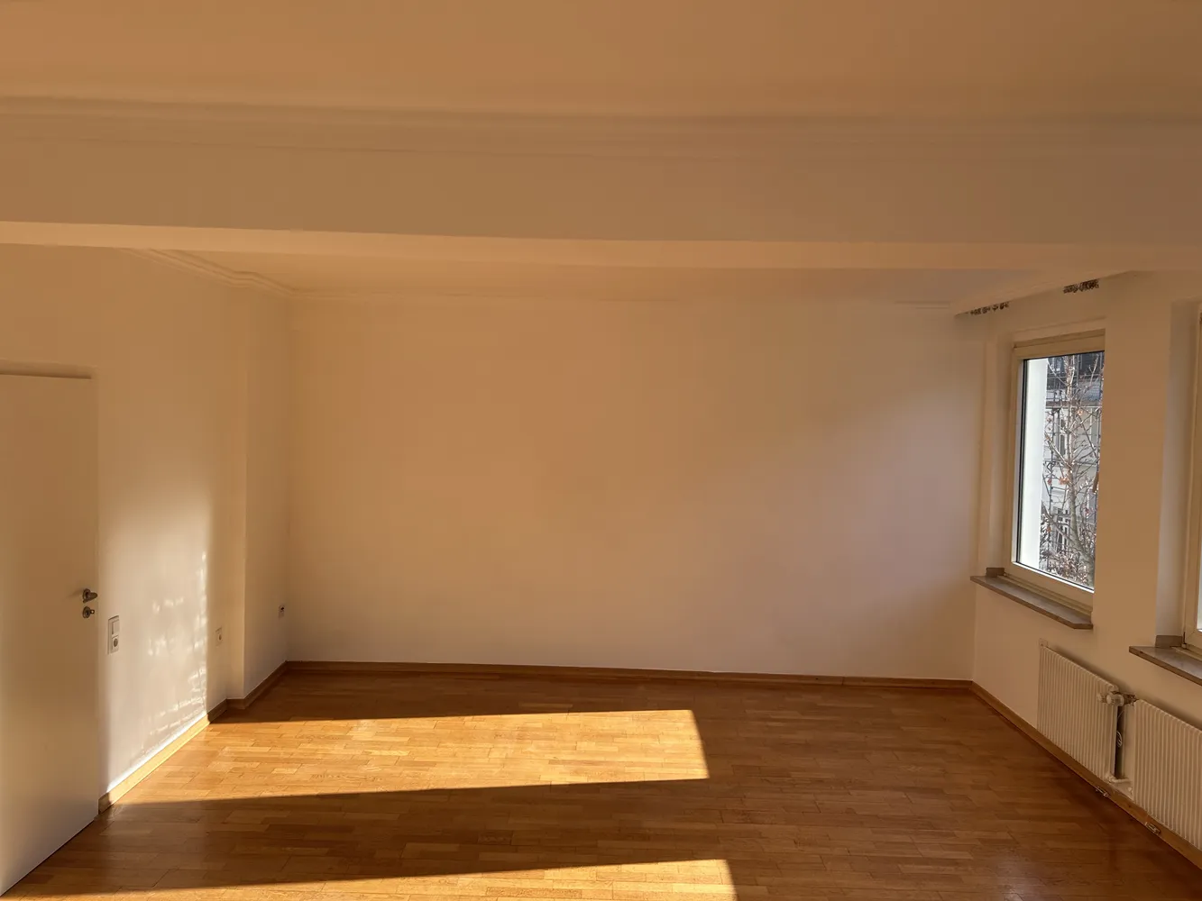 3 Zimmer Wohnung mit 94 m² in Düsseldorf – Bild 3