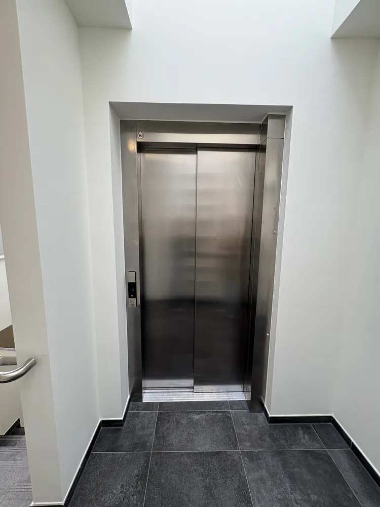 4 Zimmer Wohnung mit 123 m² in Berlin – Bild 8