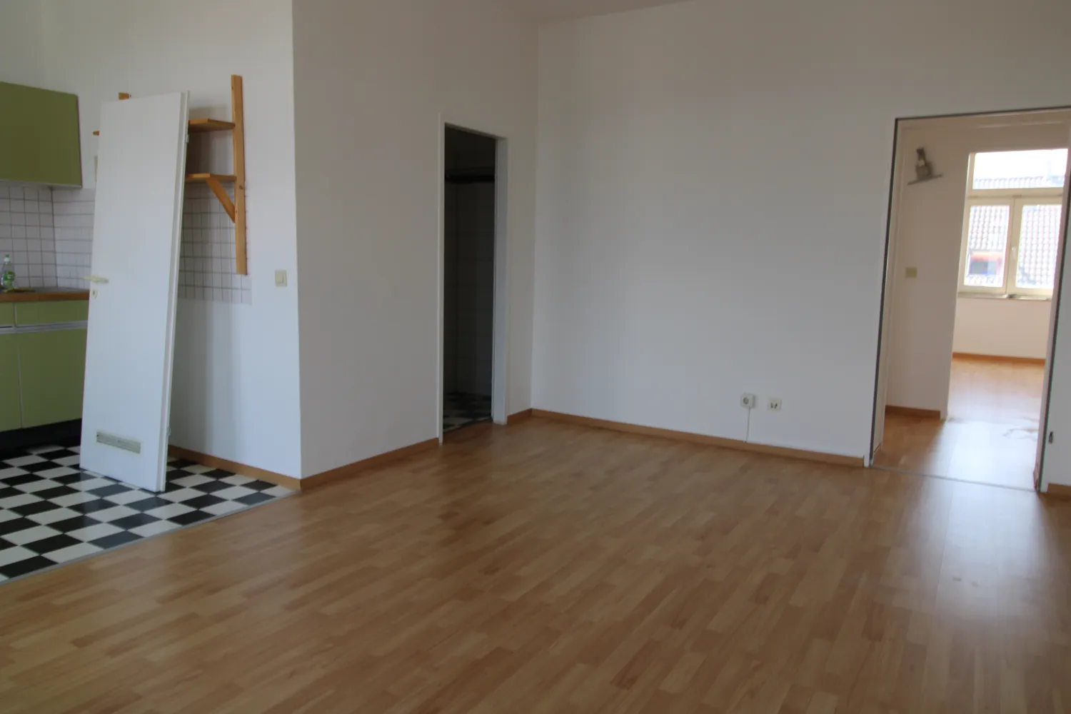 3 Zimmer Wohnung mit 70 m² in Aachen – Bild 4