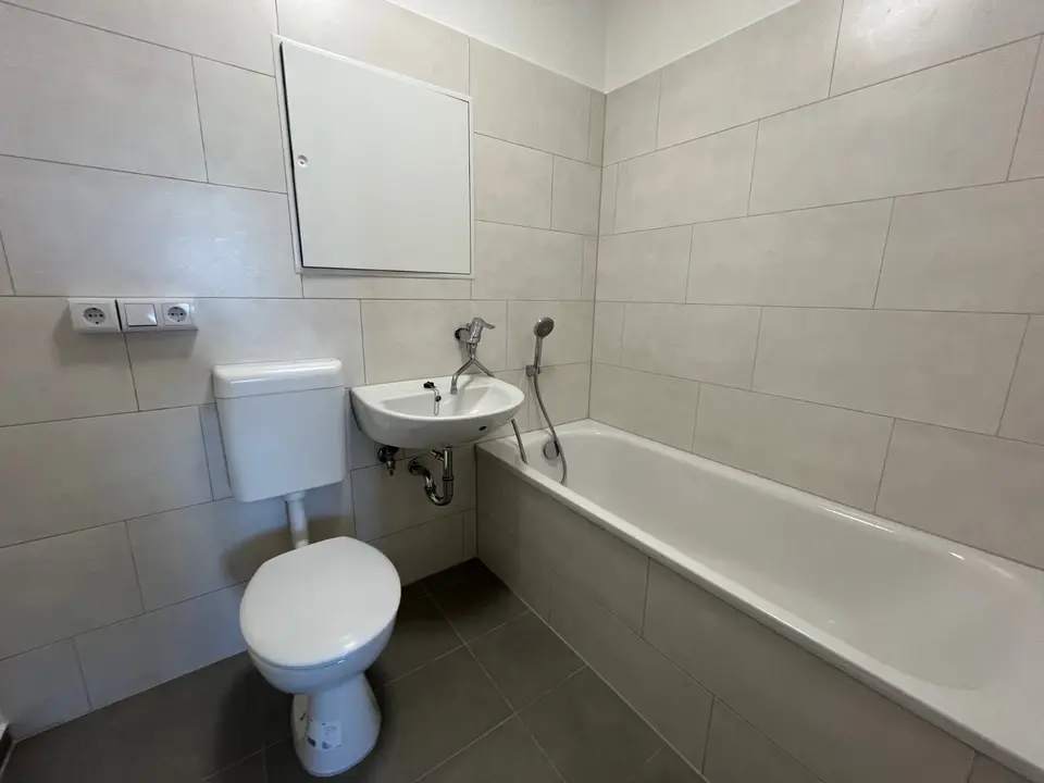 4 Zimmer Wohnung mit 90 m² in Zwickau – Bild 8