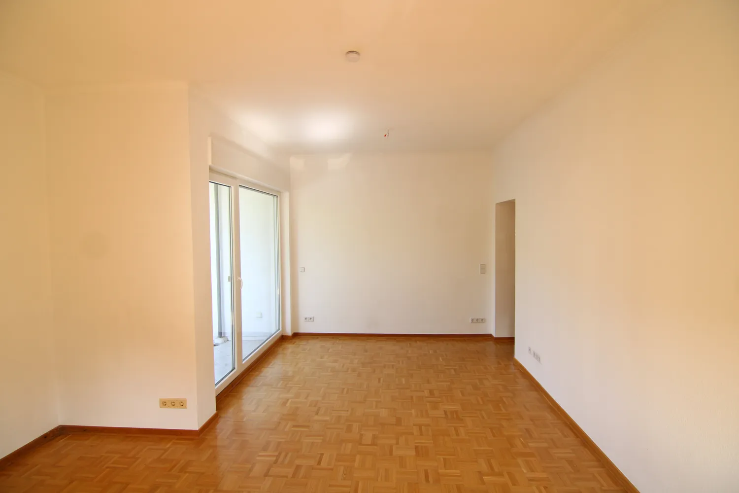 6 Zimmer Wohnung mit 143 m² in Berlin – Bild 3
