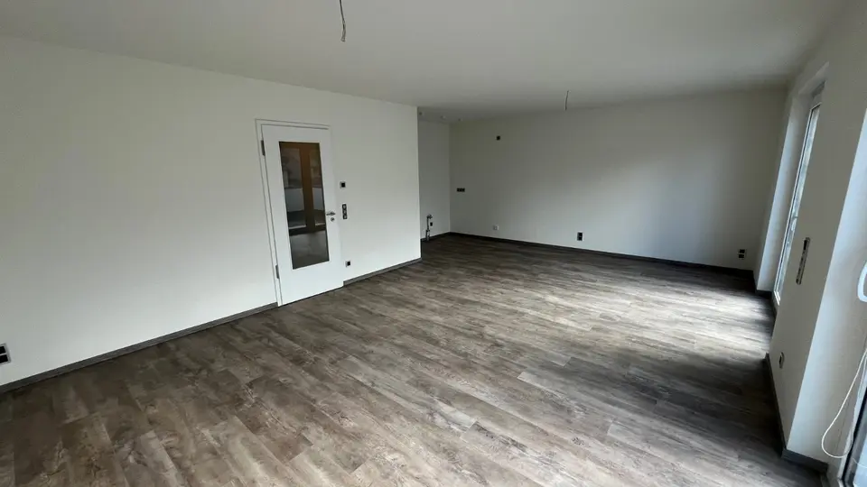 3 Zimmer Wohnung mit 126 m² in Werdau – Bild 2