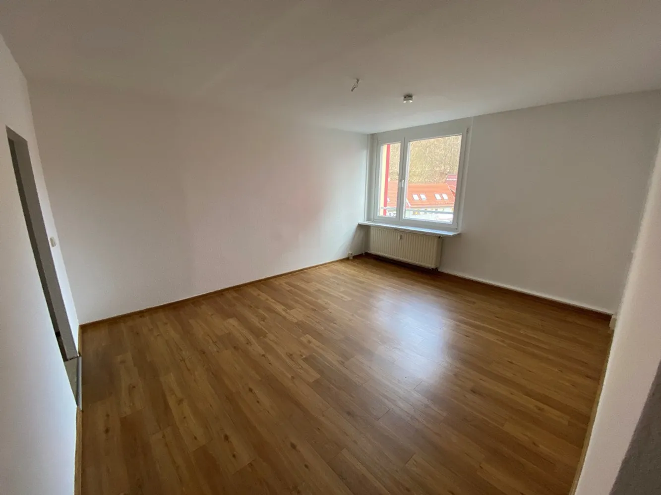2 Zimmer Wohnung mit 54 m² in Suhl – Bild 1