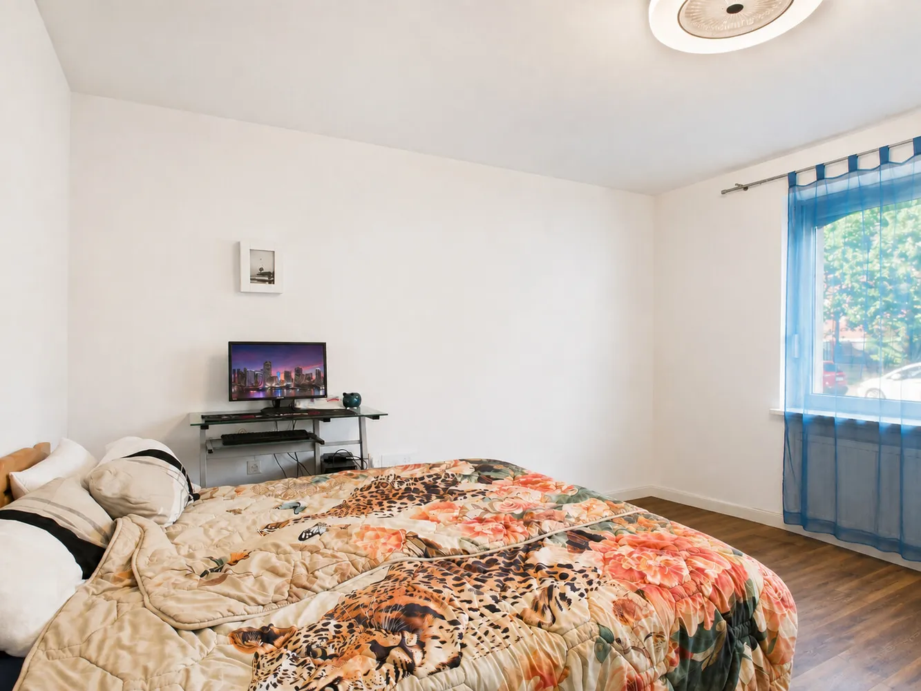 5 Zimmer Wohnung mit 105 m² in Bremen – Bild 2