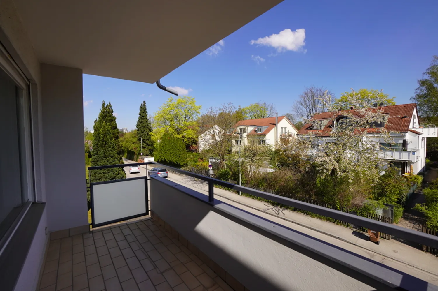 3 Zimmer Wohnung mit 90 m² in München – Bild 9