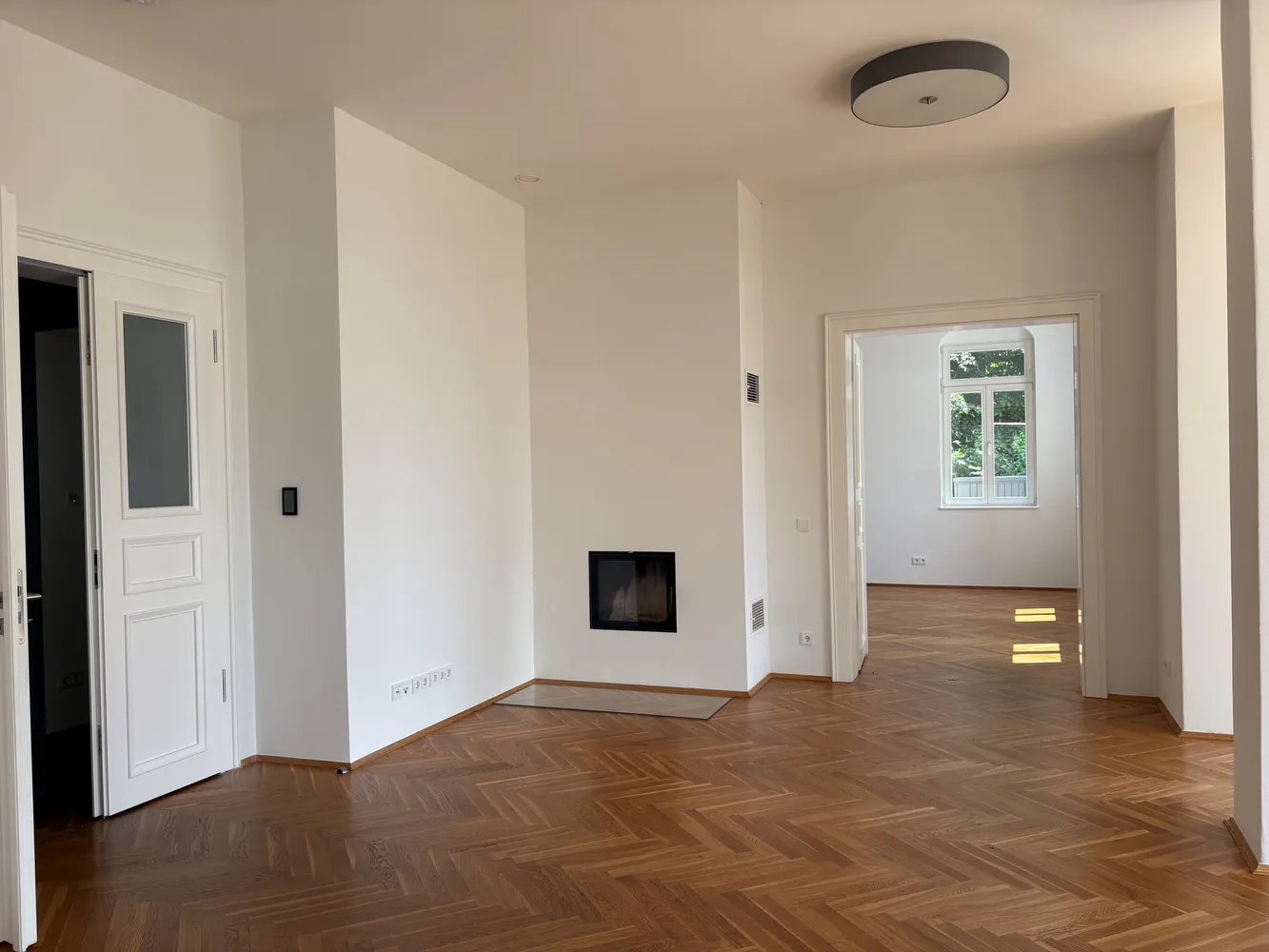 5 Zimmer Wohnung mit 202 m² in Dresden – Bild 12