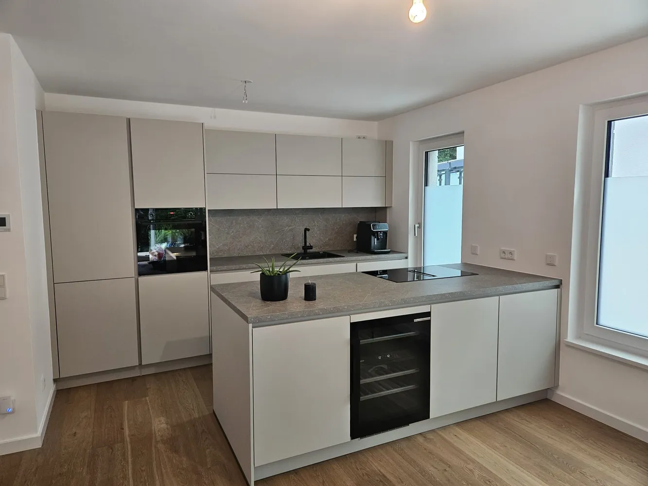 3 Zimmer Wohnung mit 120 m² in München – Bild 3