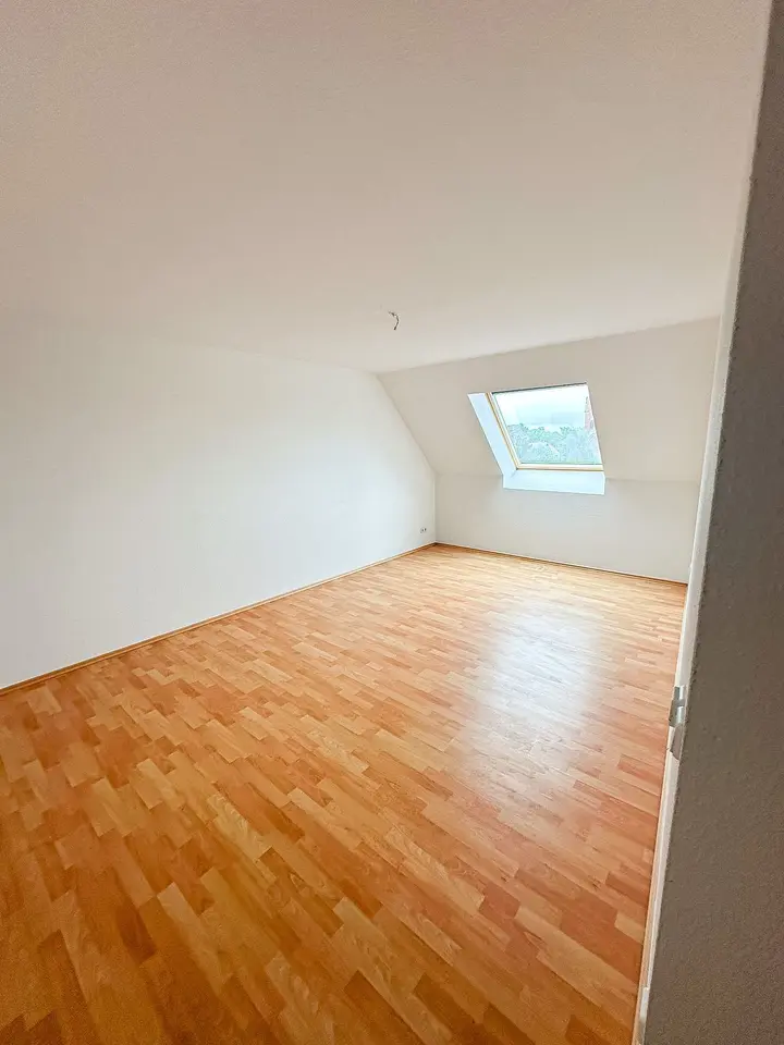 3 Zimmer Wohnung mit 86 m² in Finsterwalde – Bild 1