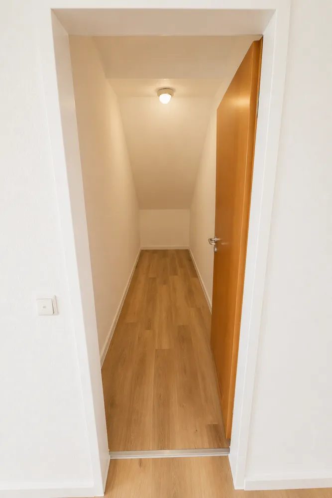 4 Zimmer Wohnung mit 147 m² in Würzburg – Bild 9
