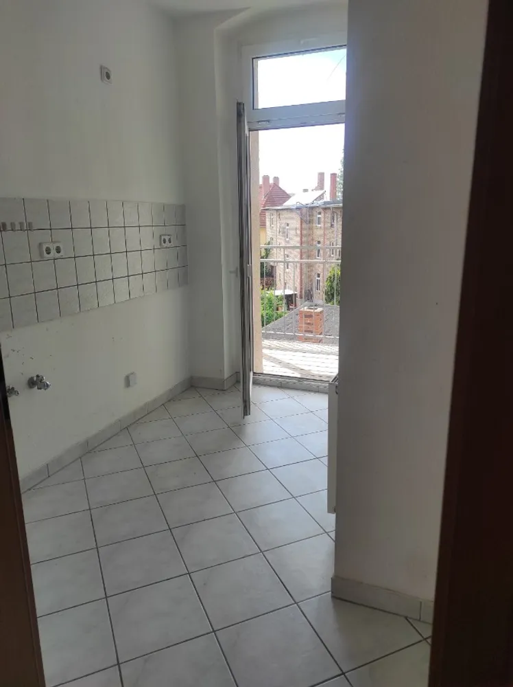 2 Zimmer Wohnung mit 48 m² in Halle (Saale) – Bild 4