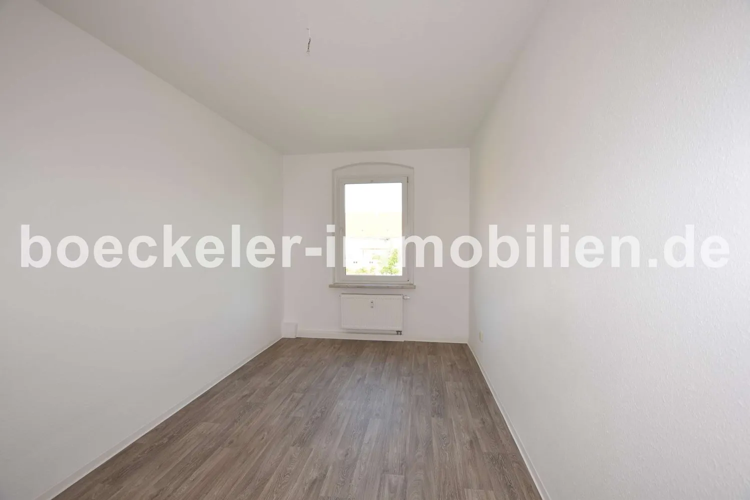 3 Zimmer Wohnung mit 61 m² in Weißenfels – Bild 2