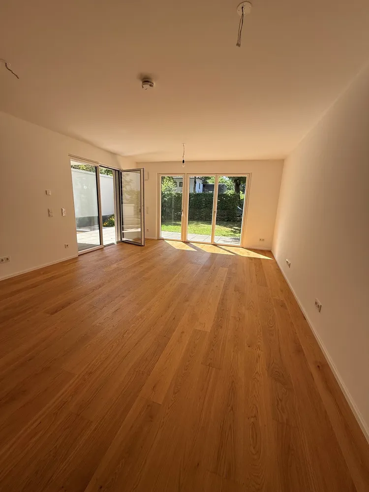 2 Zimmer Wohnung mit 92 m² in München – Bild 2