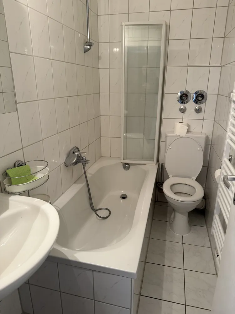 1 room apartment with 30 m² in Frankfurt am Main – Photo 10