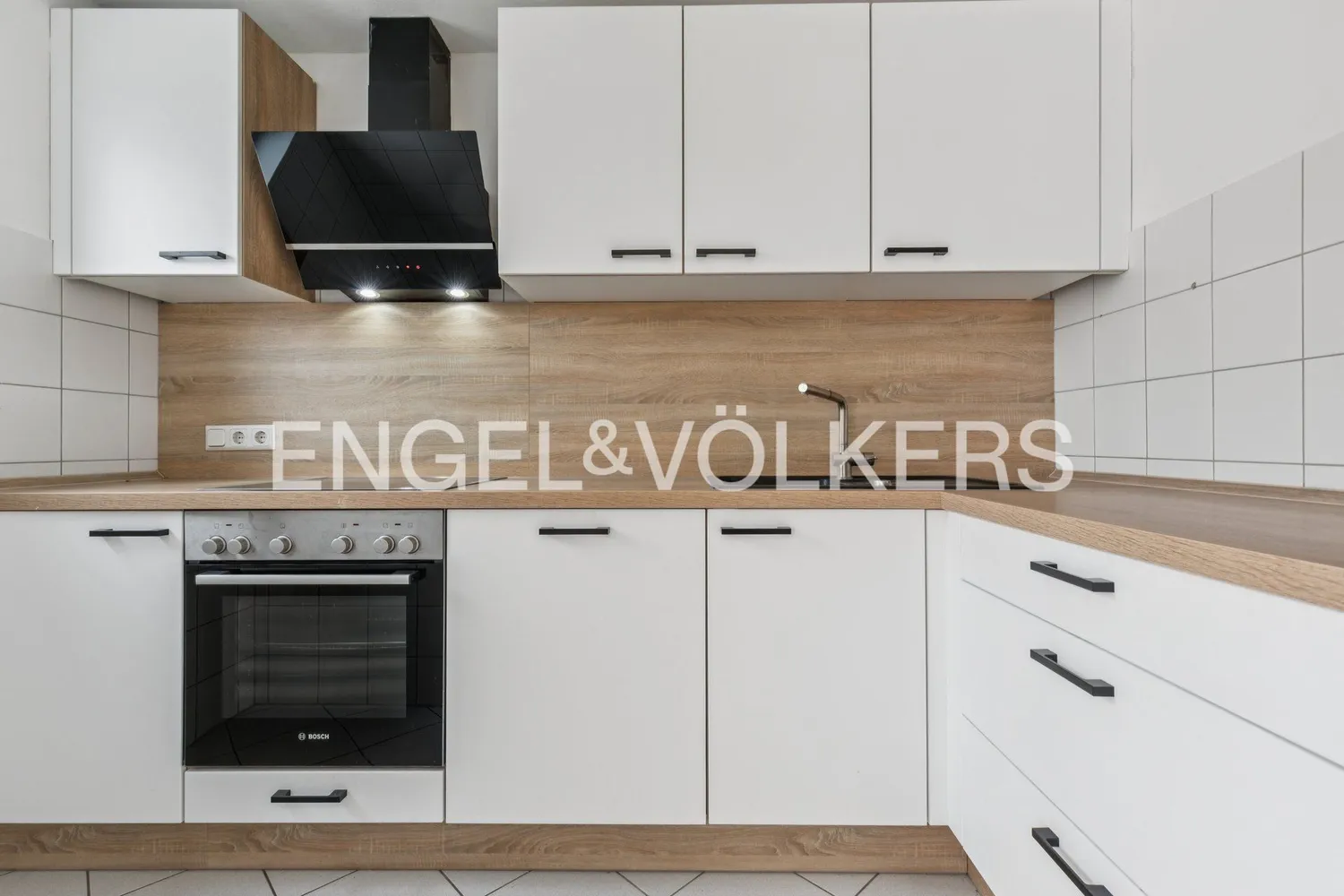3 Zimmer Wohnung mit 125 m² in Köln – Bild 12