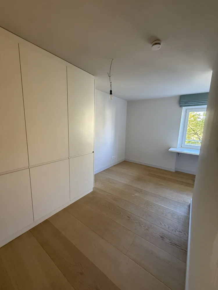 4 Zimmer Wohnung mit 120 m² in München – Bild 3