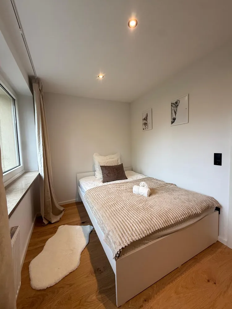 5 Zimmer Wohnung mit 70 m² in München – Bild 4