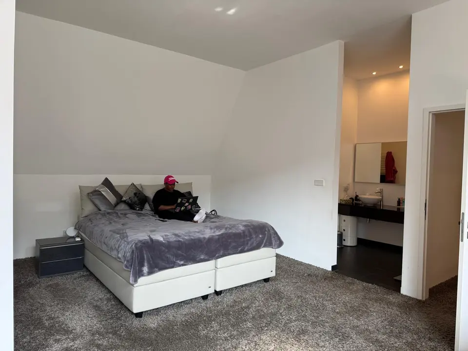 7 Zimmer Wohnung mit 280 m² in Lünen – Bild 9