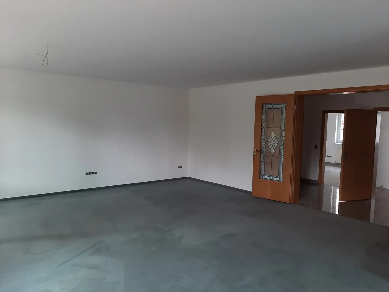 6 Zimmer Wohnung mit 230 m² in Wuppertal – Bild 2
