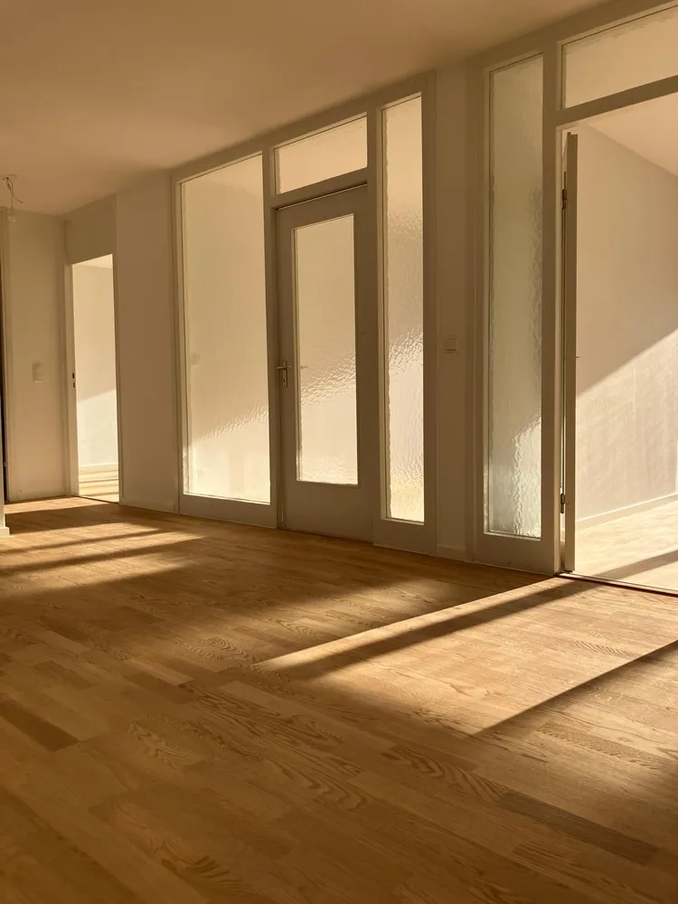 5 Zimmer Wohnung mit 120 m² in München – Bild 3