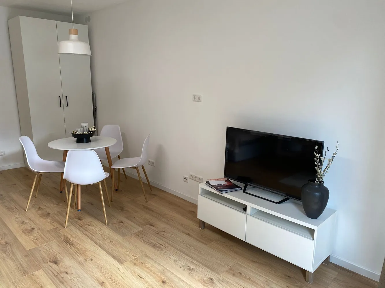 1 Zimmer Wohnung mit 35 m² in Stuttgart – Bild 6